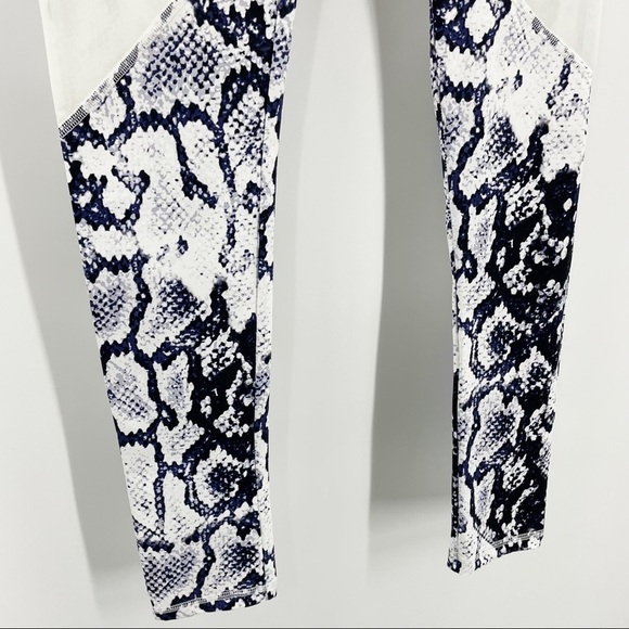 Varley L Bicknell Leggings Blue Python Compression Tights - Picture 4 of 8